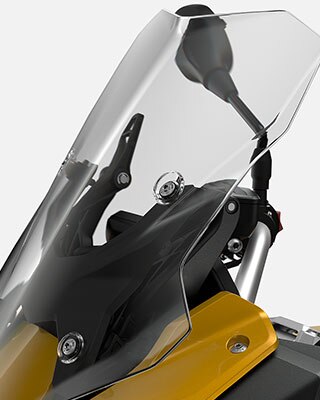 Aquí se ve el parabrisas de la F 900 XR.