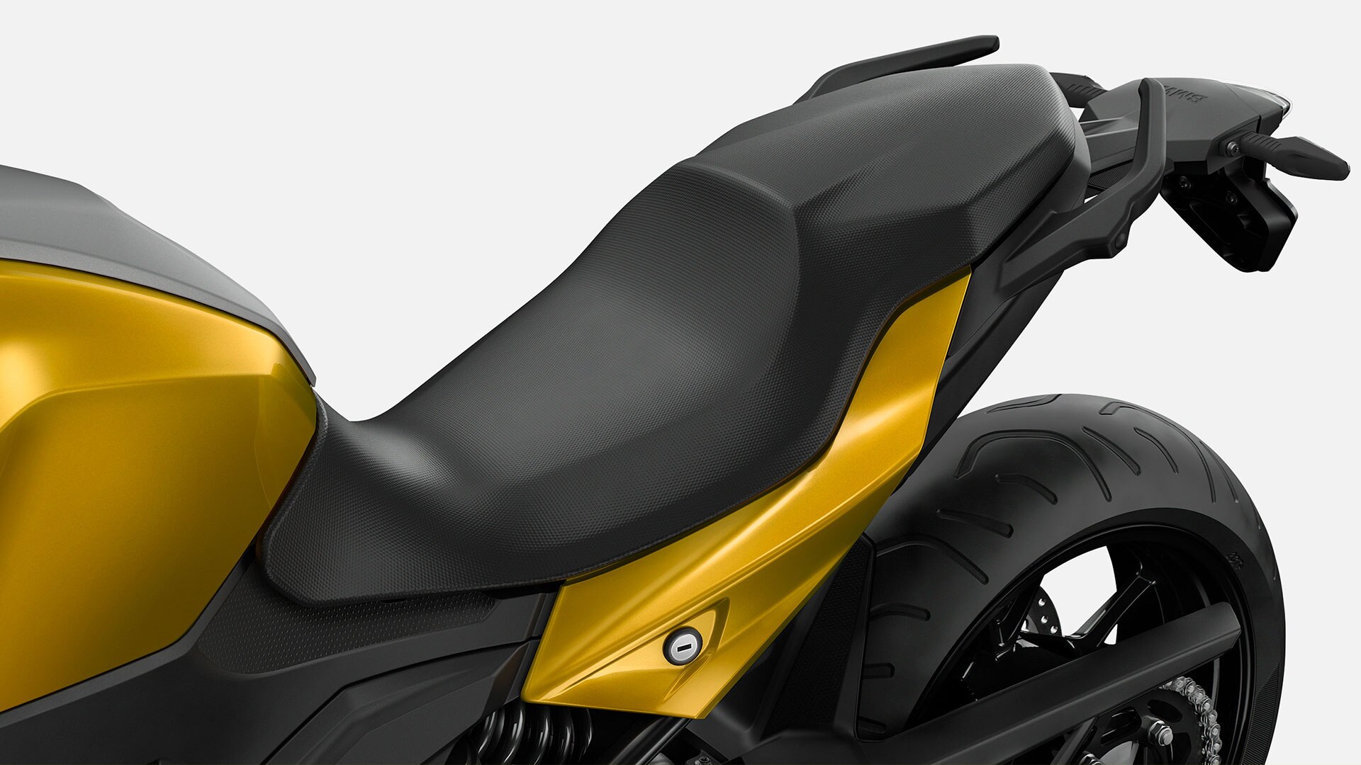 Aquí se ve el asiento de la F 900 XR.