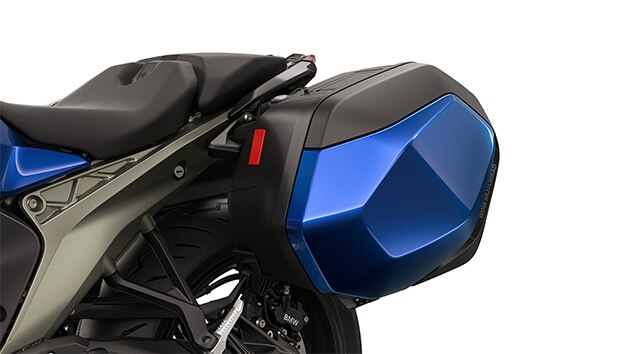 The cases for the R 1300 RS from BMW Motorrad