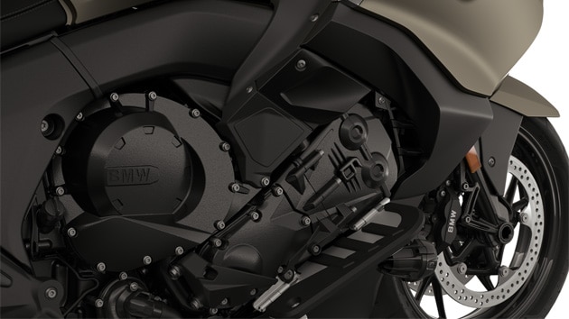 Focus on the six-cylinder engine.