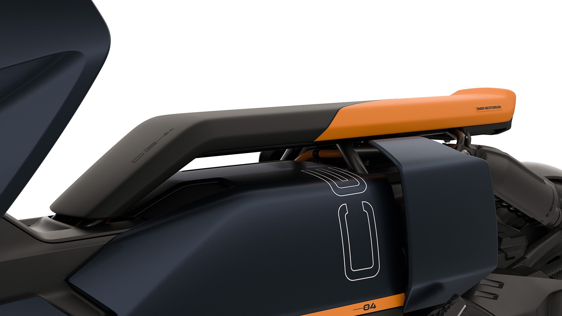 Asiento flotante en negro y naranja.